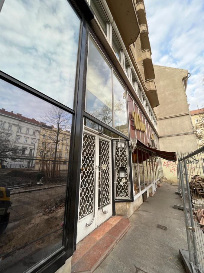 Downtown Vintage Home By Bella Budapest Luaran gambar